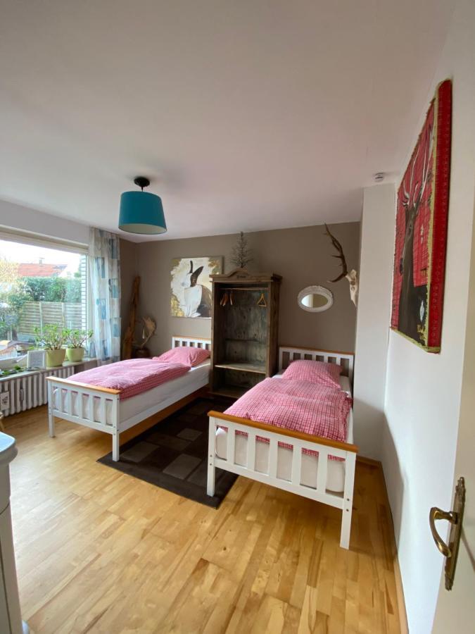 Grosszuegige Monteurwohnung Essen Buitenkant foto